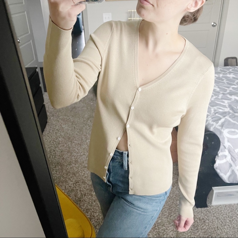 Vintage 90’s Tan Silk Blend Cardigan Aesthetic